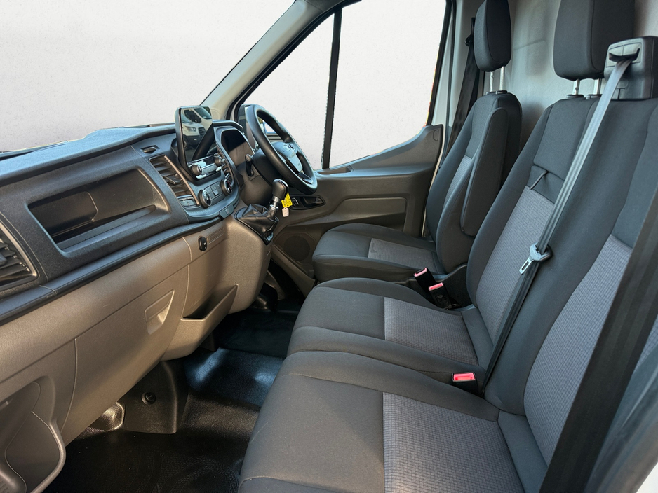 2022 Ford Transit 2L Diesel For Sale Images