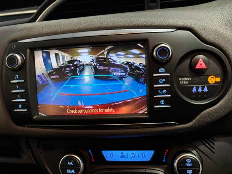2019 Toyota Yaris 1.5L Petrol Hybrid For Sale Images