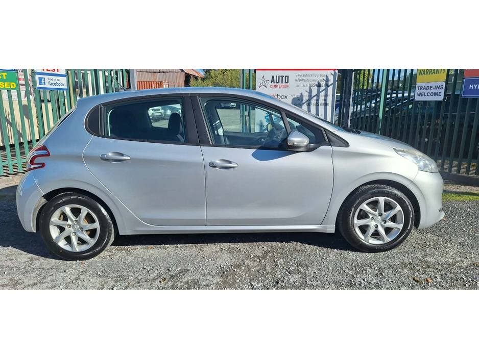 2014 Peugeot 208 1.4L Diesel For Sale Images