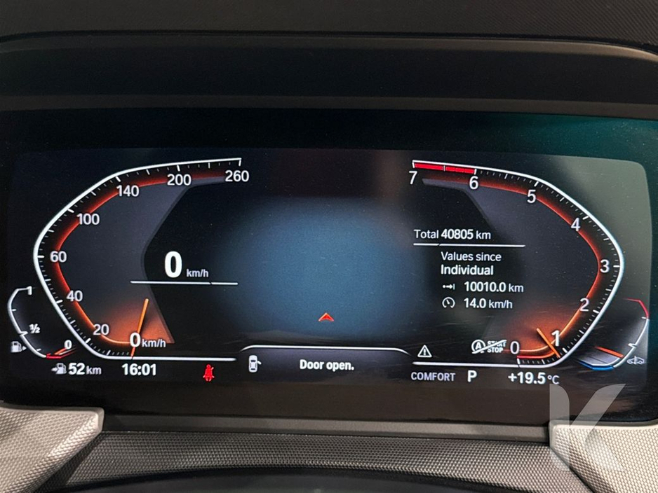 BMW 1 Series 118I 1.5 AUTOMATIC - FACTORY ALLOYS - CRUISE CONTROL - DIGITAL DASH - REAR CAMERA — thumbnail 19