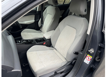 2023 Volkswagen Golf 1.4L Hybrid For Sale Images