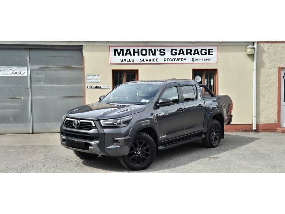 2025 Toyota Hilux For Sale Images
