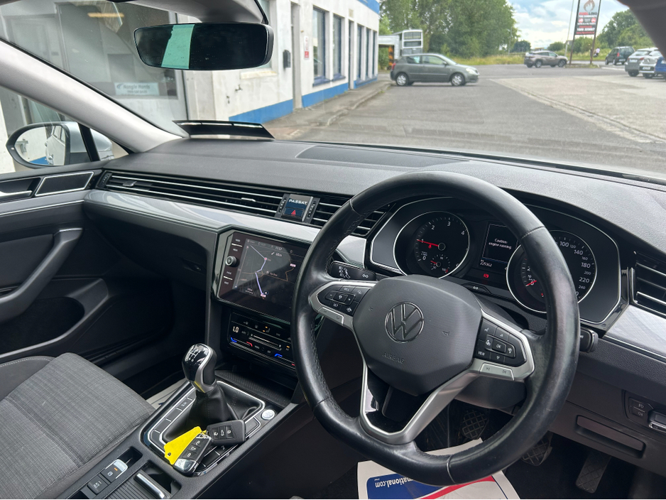 2021 Volkswagen Passat 2.0L Diesel For Sale Images