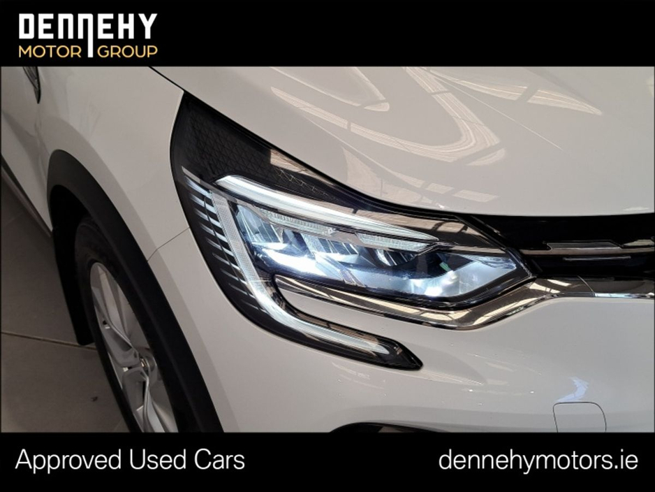 2021 Renault Captur 1.6L Petrol Plug-in Hybrid For Sale Images