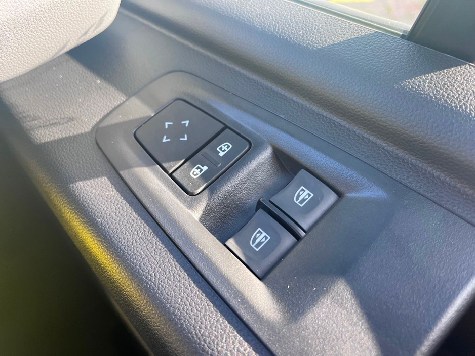 2026 Renault Master 2L Diesel For Sale Images