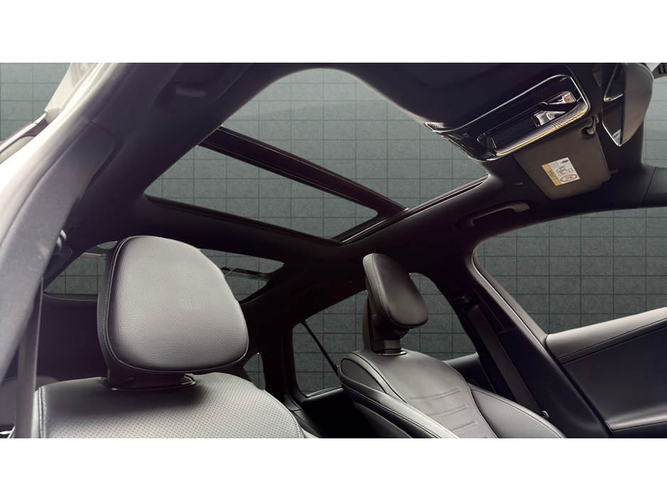 2024 Mercedes-Benz C Class 2L Petrol Plug-in Hybrid For Sale Images
