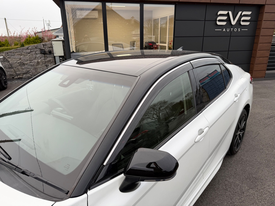 2023 Toyota Camry 2.5L Petrol Hybrid For Sale Images