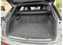 2023 Audi Q5 2.0L Petrol Plug-in Hybrid For Sale Images