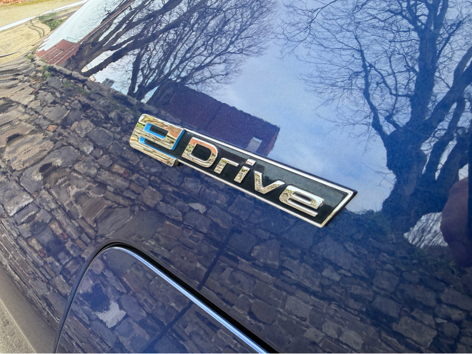 2019 BMW 5 Series 2L Petrol Plug-in Hybrid For Sale Images