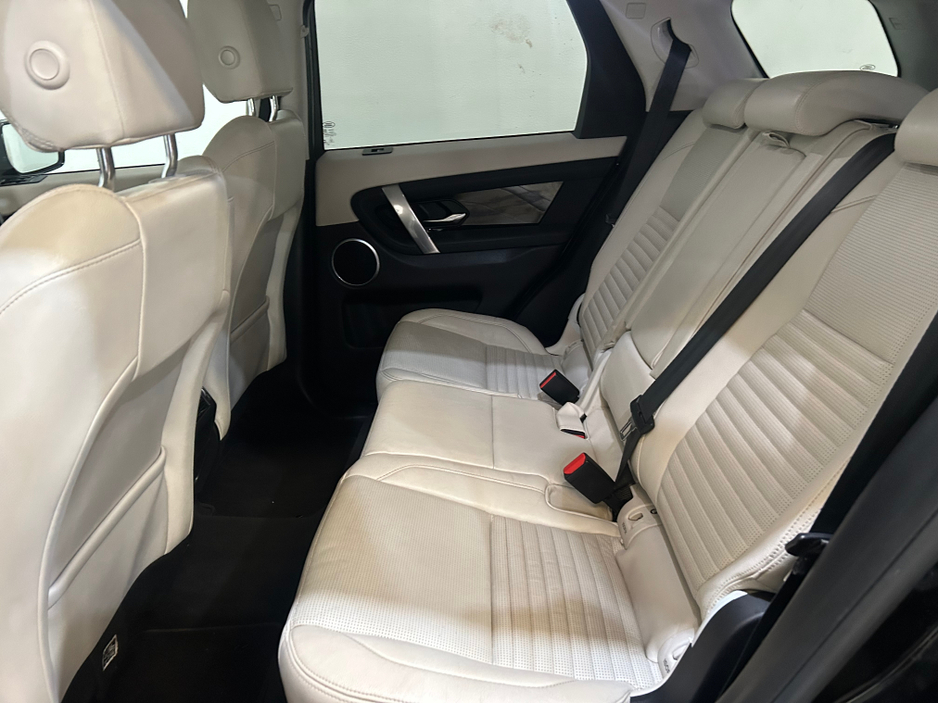 2022 Land Rover Discovery Sport 1.5L Petrol Plug-in Hybrid For Sale Images