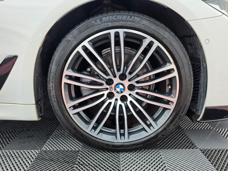 2019 BMW 5 Series 2L Diesel For Sale Images