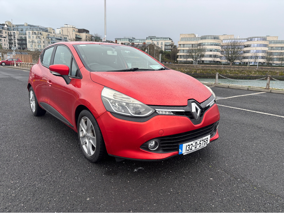 2013 Renault Clio 1.1L Petrol For Sale Images