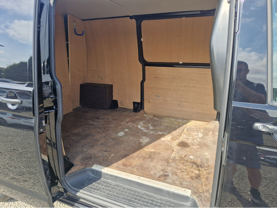 2020 Volkswagen Transporter 2L Diesel For Sale Images