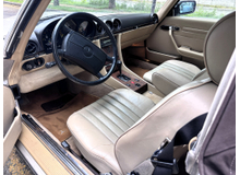 1988 Mercedes-Benz SL Class 5.7L Petrol For Sale Images