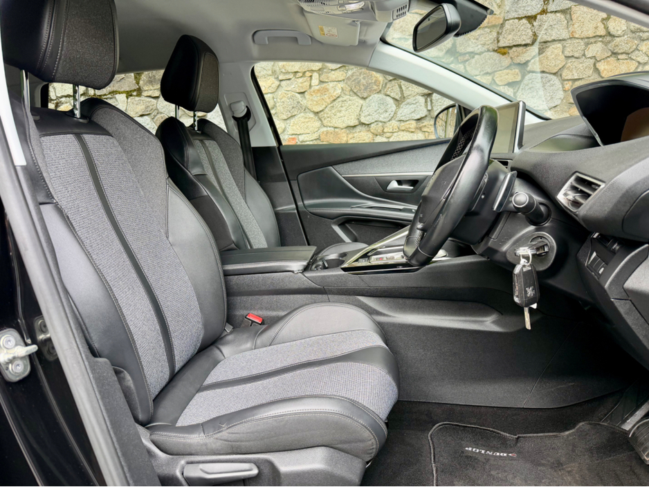 2020 Peugeot 5008 1.5L Diesel For Sale Images