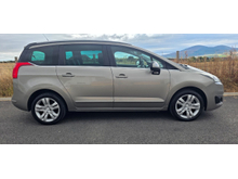 Peugeot 5008 ACTIVE FAMILY 1.6 HDI 120 4DR