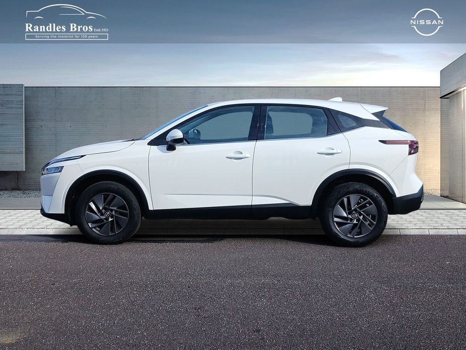 Nissan Qashqai 1.3 PET SV — thumbnail 3
