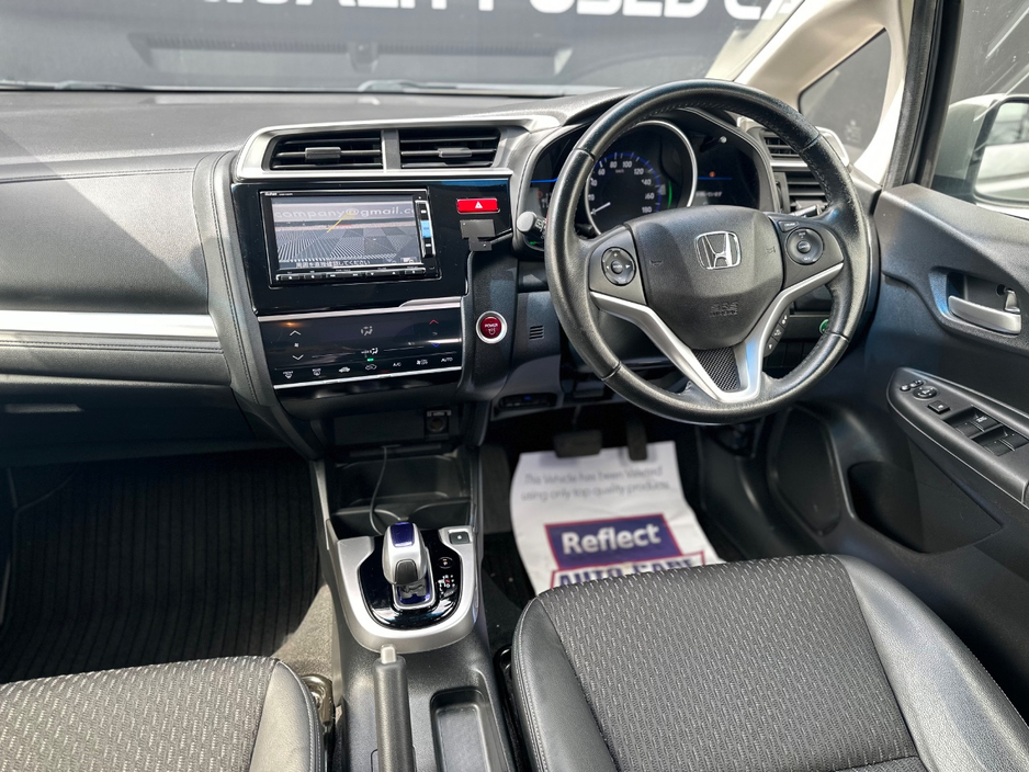 Honda Fit 1.5 Petrol Hyrbid — thumbnail 9