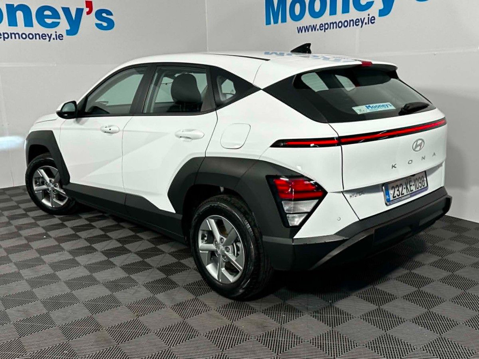 Hyundai Kona Hybrid Signature 1.6L Petrol Compact SUV - Test Drive Today - — thumbnail 3