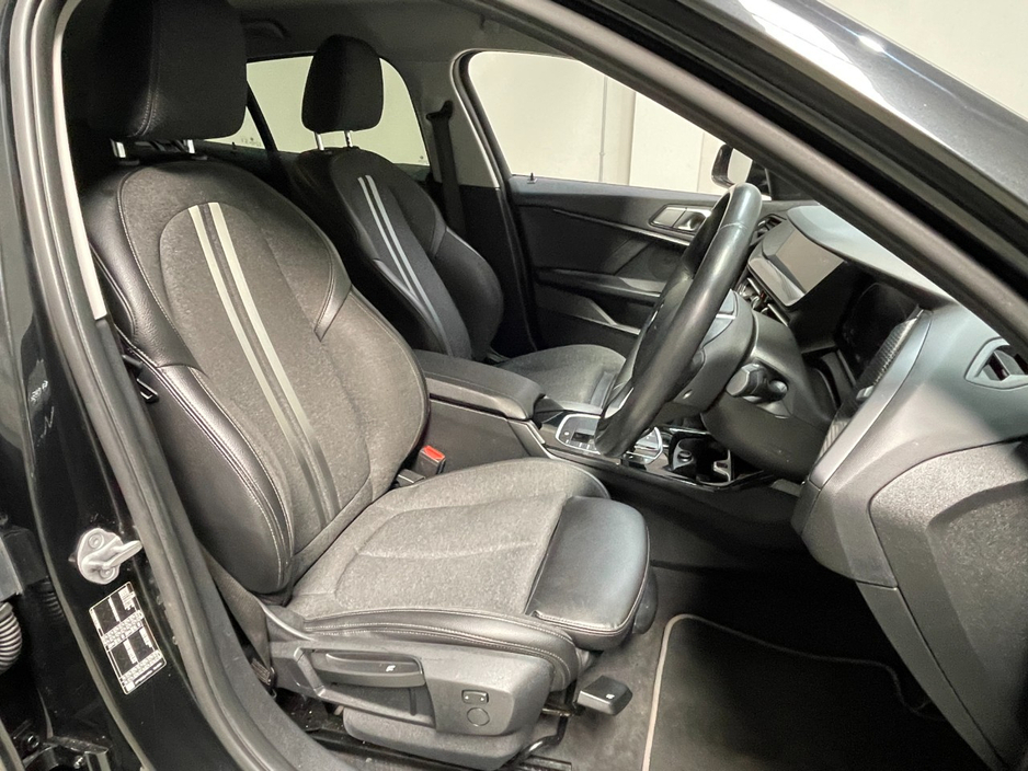 2022 BMW 1 Series 1.5L Diesel For Sale Images