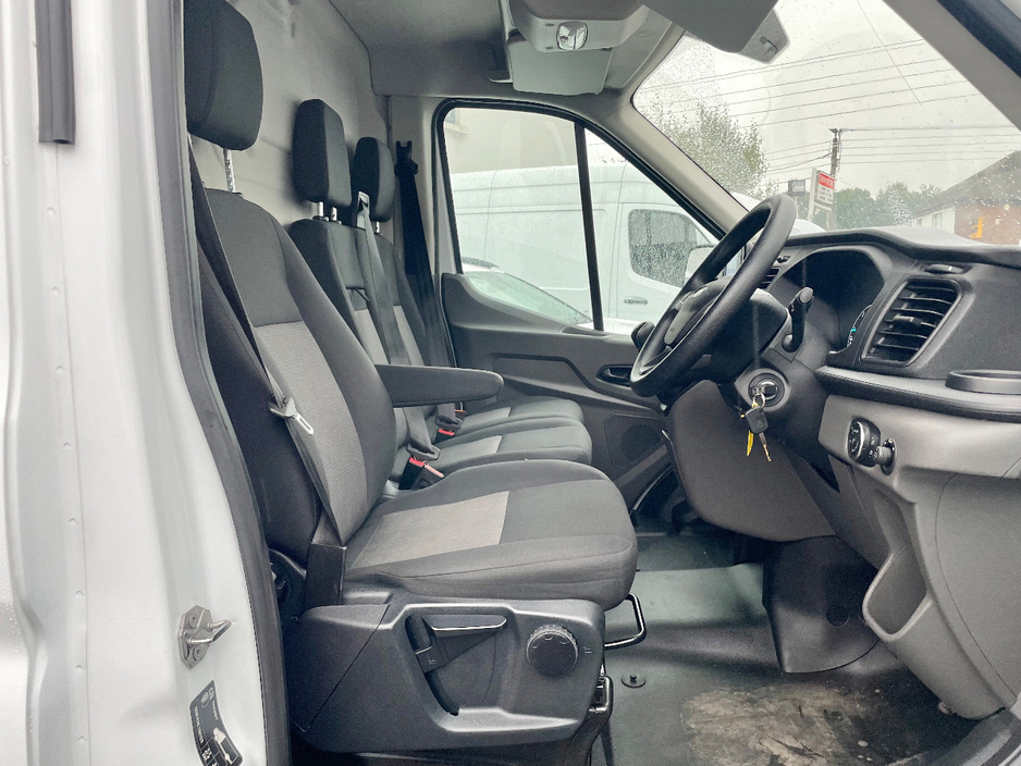 2022 Ford Transit 2L Diesel For Sale Images