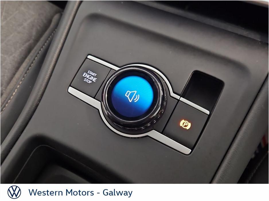 Volkswagen Tiguan Launch Edition 2.0 TDI 150HP DSG,New Model,18" Upgrade Alloys,Rear Camera,Digital Dash,App Connect,Elec Bootlid + much more — thumbnail 35