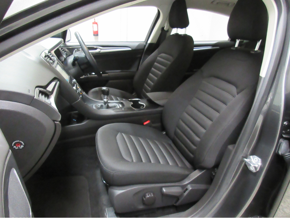 2019 Ford Mondeo 2.0L Diesel For Sale Images