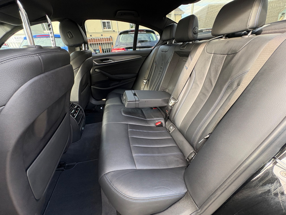 2019 BMW 5 Series 2L Petrol Plug-in Hybrid For Sale Images