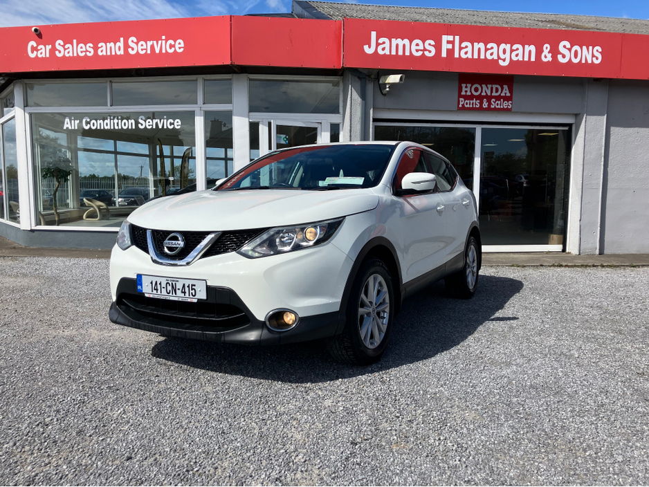 2014 Nissan Qashqai For Sale Images