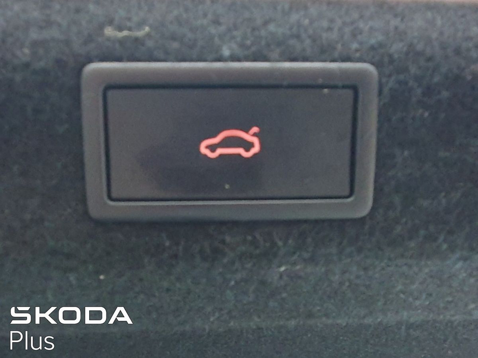 Skoda Superb SUPERB SPT 2.0TDI 150HP DSG SUNROOF CALL JACK ON 061-416-000 — thumbnail 17