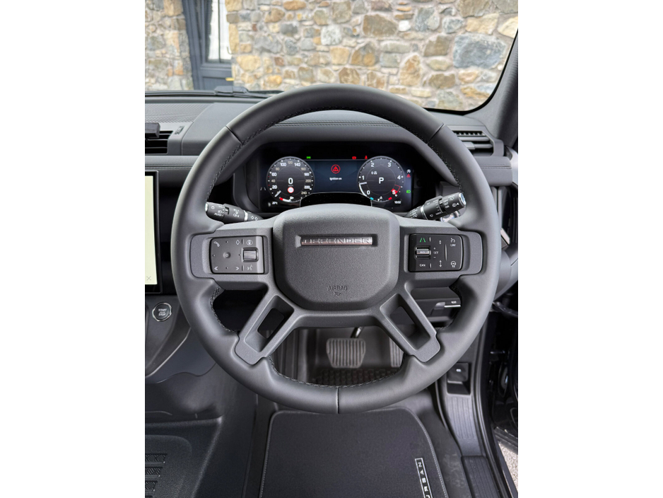 2026 Land Rover Defender 3L Diesel For Sale Images