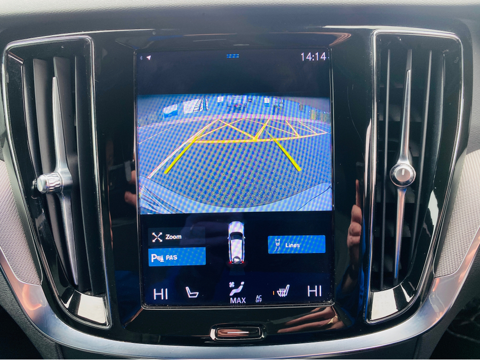 2022 Volvo V60 2L Petrol Plug-in Hybrid For Sale Images