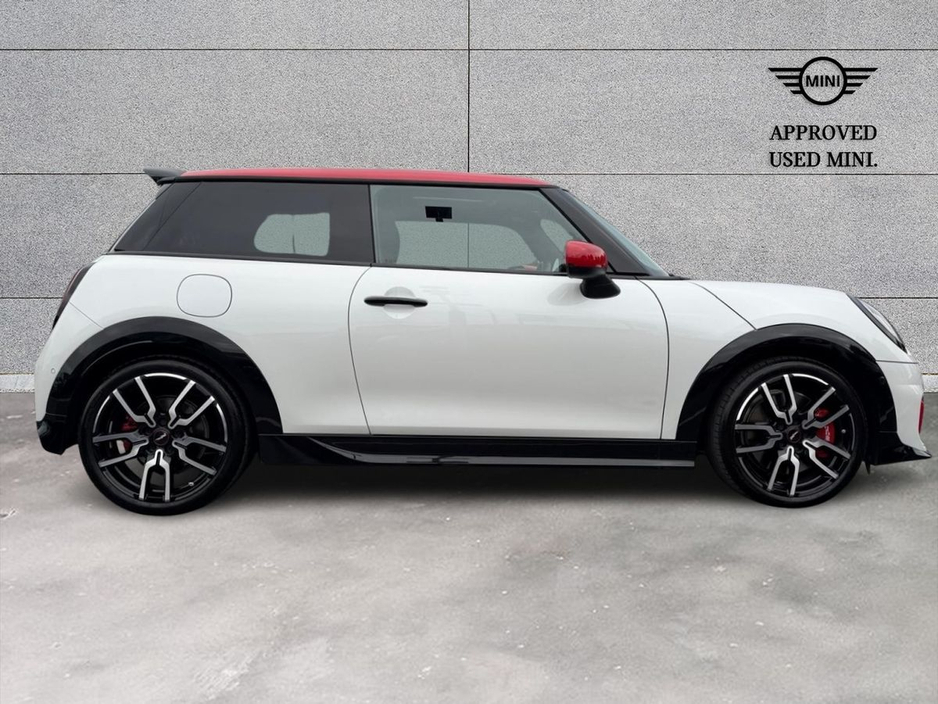 2026 MINI Hatch 2L Petrol For Sale Images