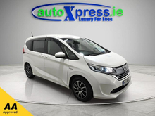 Honda Freed 5 SEATER 1.5 HYBRID Auto, Reversing camera