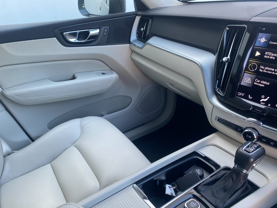 2018 Volvo XC60 2L Diesel For Sale Images