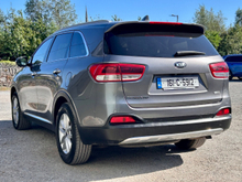 2016 Kia Sorento 2.2L Diesel For Sale Images
