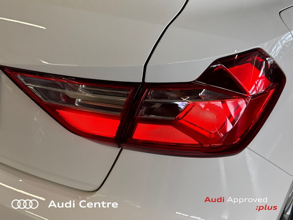 Audi A1 30 TFSI 110HP S-T SE — thumbnail 17