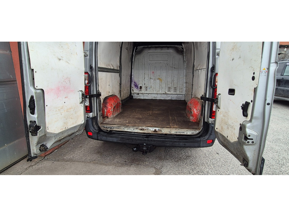 2014 Renault Master 2.3L Diesel For Sale Images