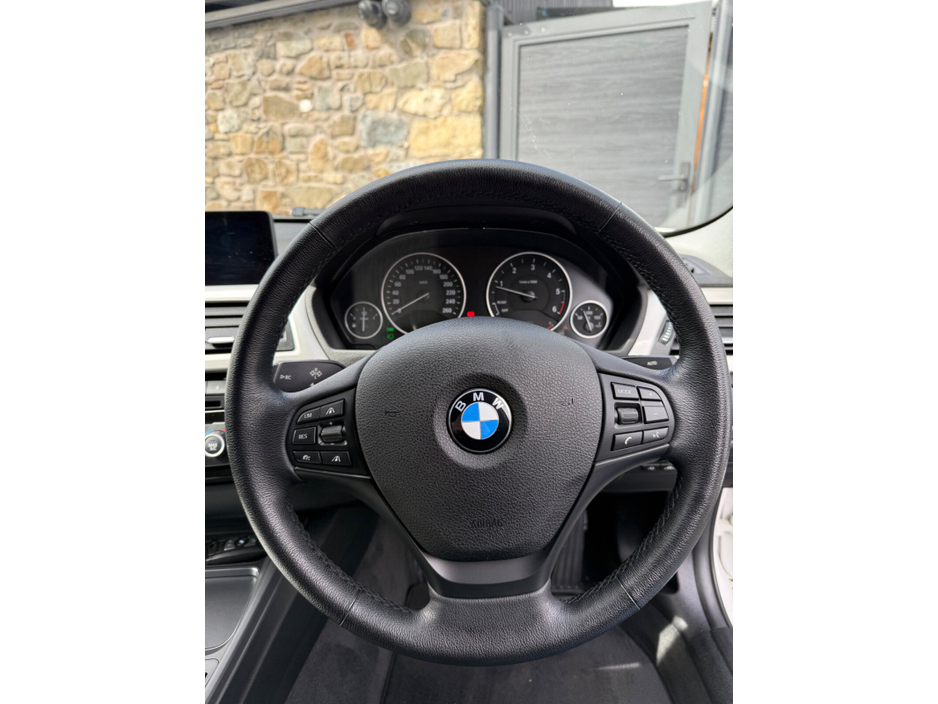 2017 BMW 3 Series 2L Diesel For Sale Images
