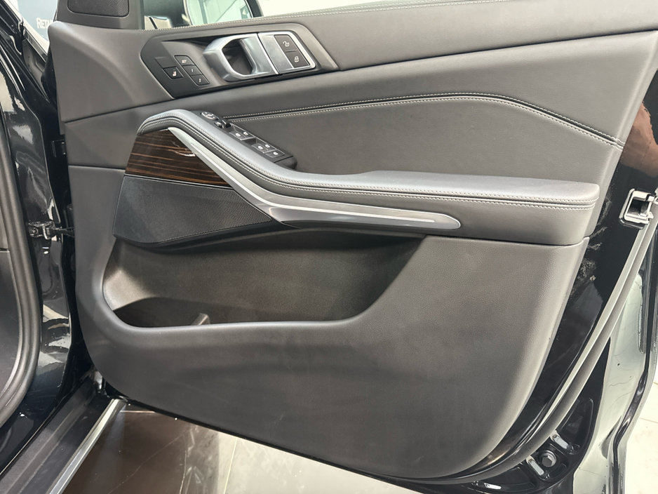 2025 BMW X5 3L Diesel For Sale Images