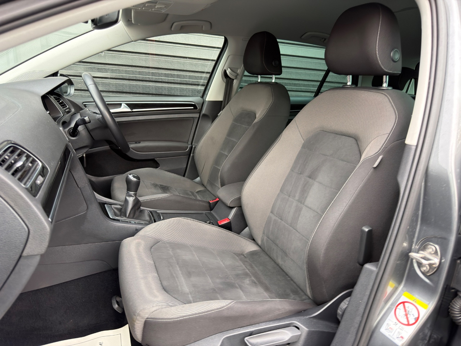 2019 Volkswagen Golf 1L Petrol For Sale Images