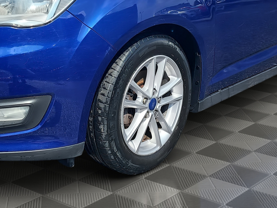 Ford C-Max ZETEC C MAX 1.5 TDCI ** 1 OWNER IRISH CAR ** LOW MILEAGE ** 3 KEYS ** BEST AVAILABLE ** — thumbnail 7
