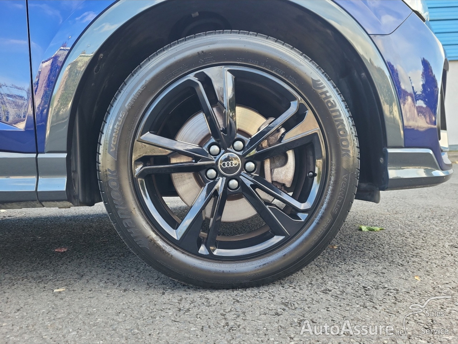 2023 Audi Q3 1.4L Hybrid For Sale Images