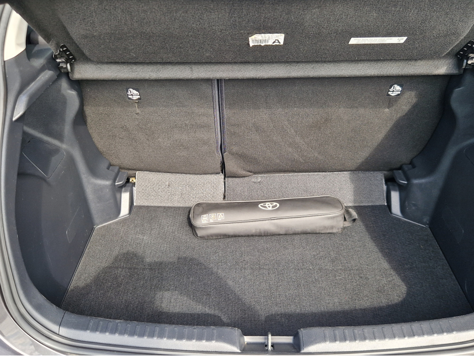 2022 Toyota Yaris 1.0L Petrol For Sale Images