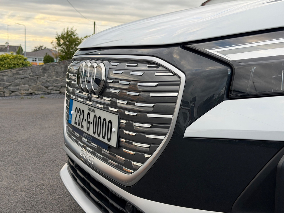 Audi Q4 e-tron S-Line - 40 Etron - 82KWh — thumbnail 13