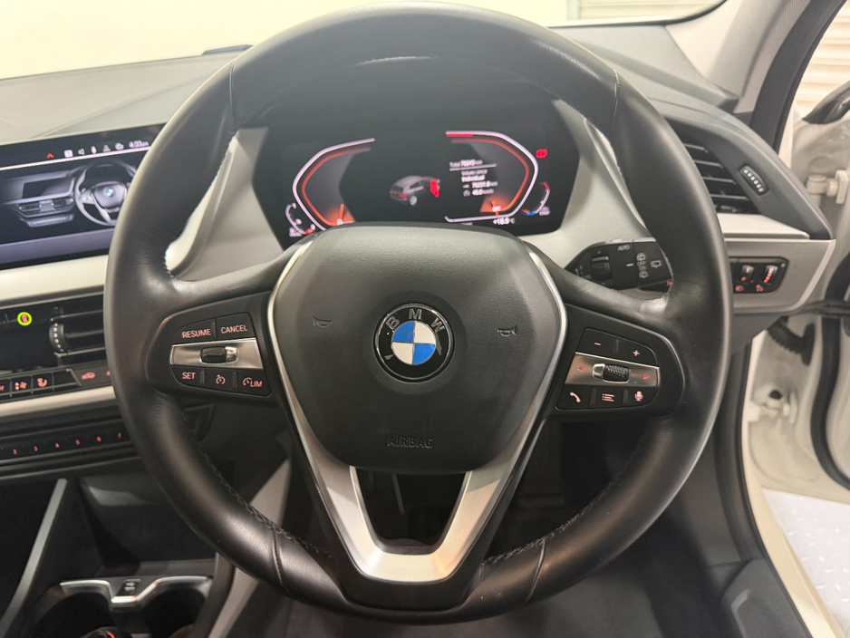 2022 BMW 1 Series 1.5L Diesel For Sale Images