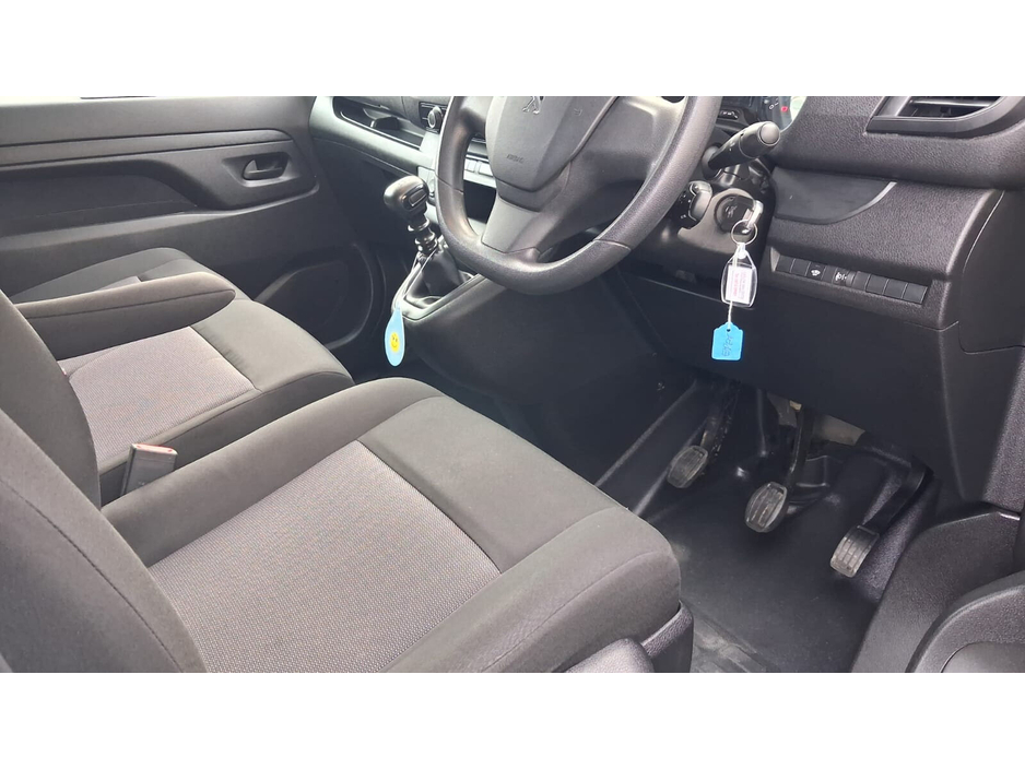 2023 Peugeot Expert 1.5L Diesel For Sale Images