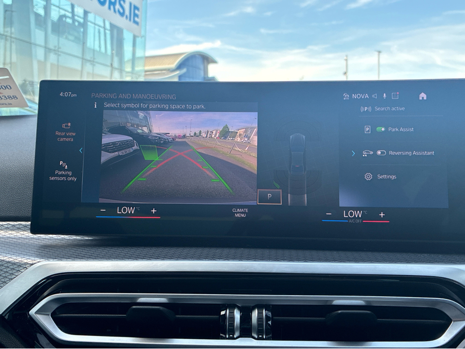 2024 BMW 3 Series 2L Petrol Plug-in Hybrid For Sale Images