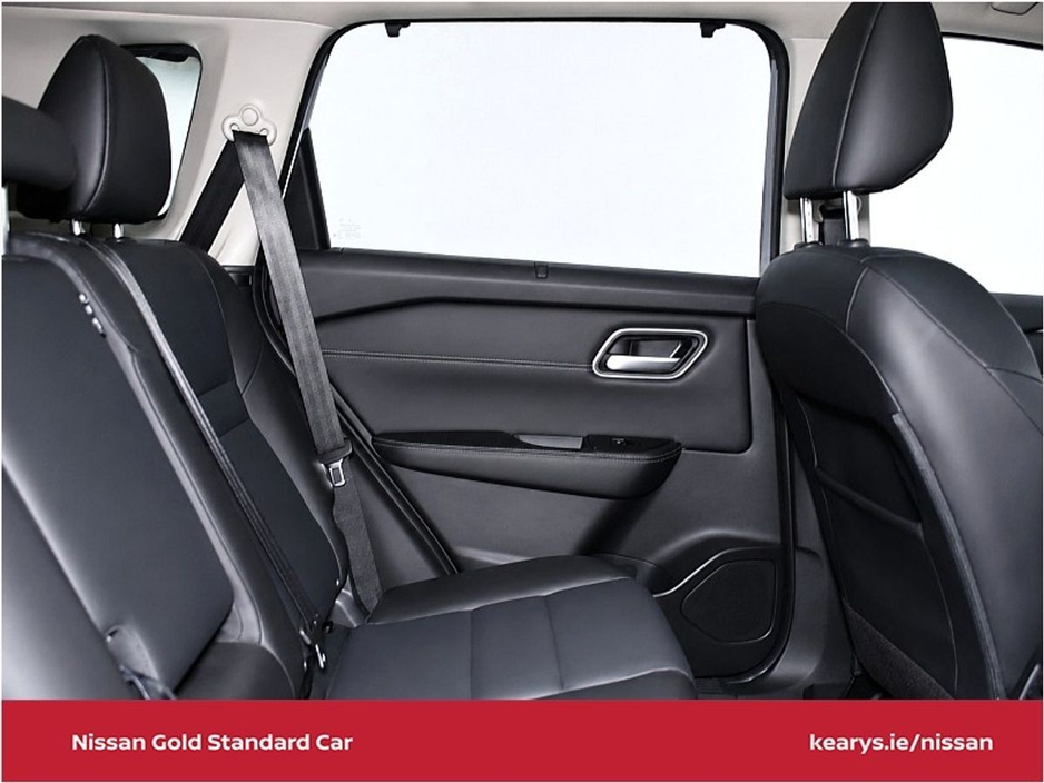 Nissan X-Trail ePOWER SVE 5 Seater - WITH WINTER PACK — thumbnail 14