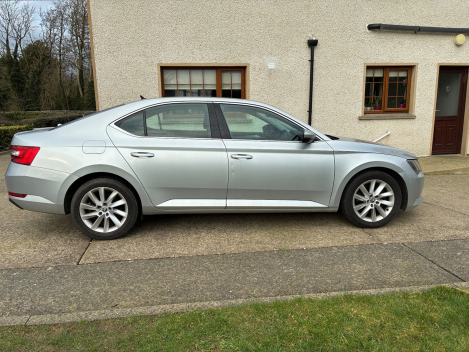 2018 Skoda Superb 2L Diesel For Sale Images